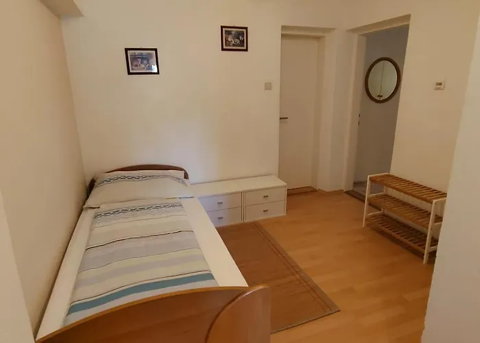 Dirnbergerhof شقة