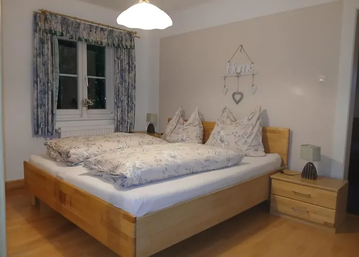 Dirnbergerhof موندزي