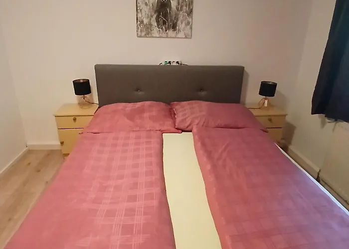 Dirnbergerhof * موندزي